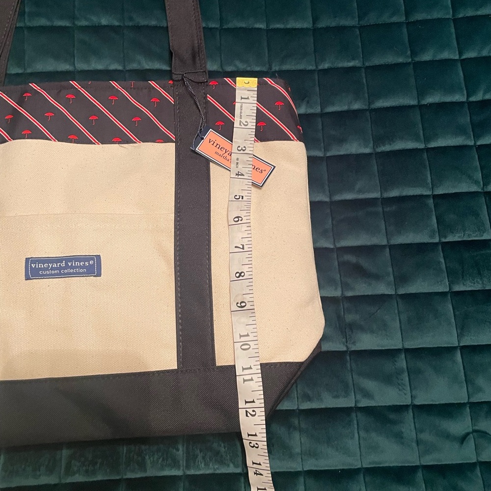 Vineyard Vines canvas tote NWT - Picture 4 of 12